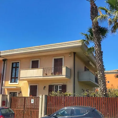 Holiday home Casa Vacanze Borgo Marinaro Avola